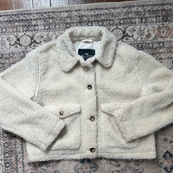 Hollister Cream Sherpa Teddy Shirt Jacket - Shacket - Size Medium - Picture 2 of 6